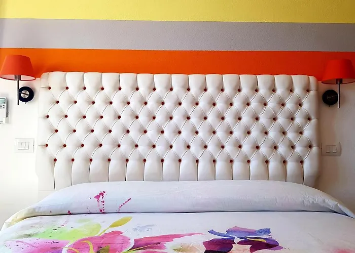 L' Arcobaleno Bed and breakfast 4*