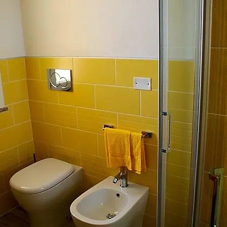 L' Arcobaleno Bed and Breakfast 3*