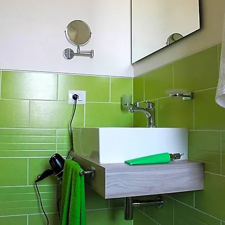 L' Arcobaleno Bed and Breakfast 3*